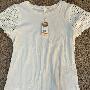 C&C California Crochet Cap Sleeve Shirt Size Small/Large NWT